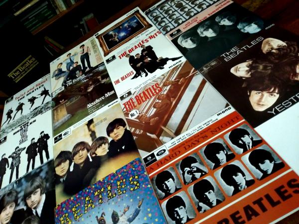 BOX THE BEATLES COMPACT DISC EP COLLECTION - 15 CDS - U