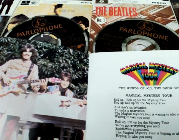 BOX THE BEATLES COMPACT DISC EP COLLECTION - 15 CDS - U