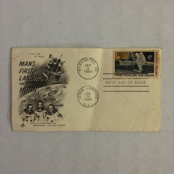Estados Unidos 1969 - Envelope FDC oficial dos correios alusivo ao pouso do homem na lua com selo e carimbo.