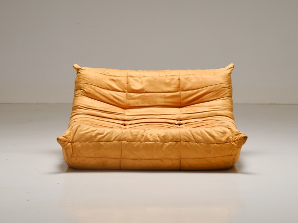 Michel Ducaroy (Ligne Roset) - Sofá Togo dois lugares em suede