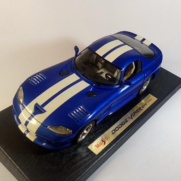 DODGE VIPER GTS 1:18 Blue 1996 - Special Edition Collectible