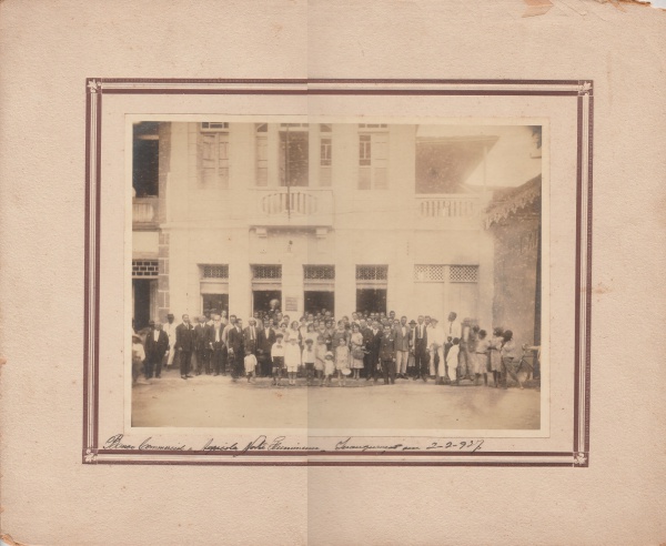 Fotografia: Inauguração do Banco Comercial Agricola Norte Fluminense, 1927. Dimensões da foto: 18 X 24 cm. Bem conservada.
