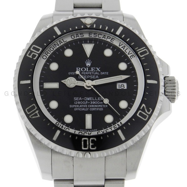 Relógio Rolex Oyster Perpetual DeepSea Sea-Dweller - Referencia 116660 - Caixa e pulseira em aço - Tamanho da caixa: 44mm - Funções: Horas, Minutos, Segundos e Calendário - Visor em cristal de safira - Movimento Automático - Letra do numero de série V - Data de venda 2011 - Acompanha: Certificado