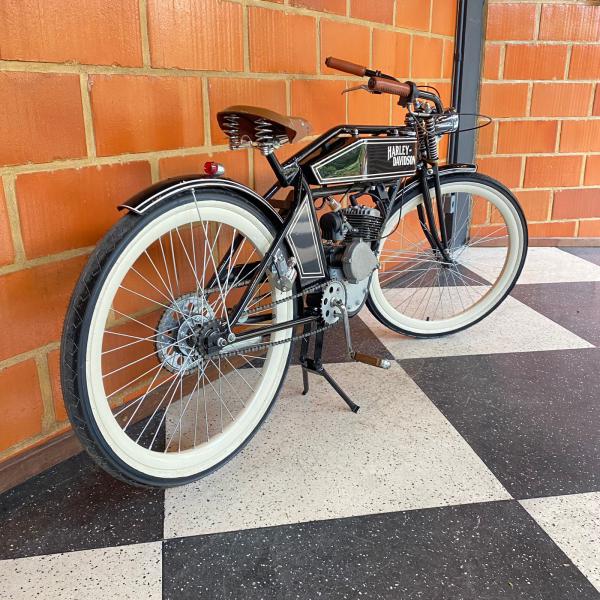 MOTOCICLETA - Réplica de HARLEY DAVIDSON modelo board t