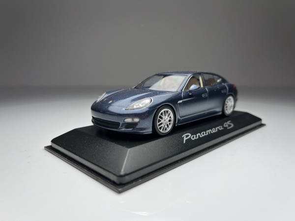 Porsche 911 Carrera S Marrom - Minichamps Escala 1/43 m