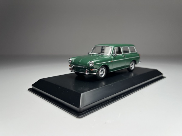 Volkswagen 1600 Variant Verde - Minichamps Escala 1/43