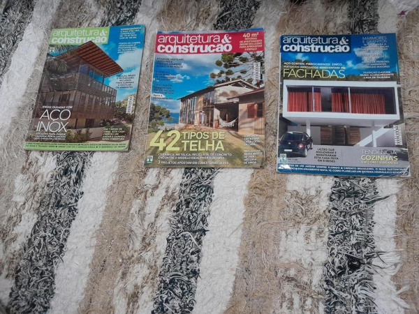 Lote contendo 3 revistas de arquitetura e construção em bom estado