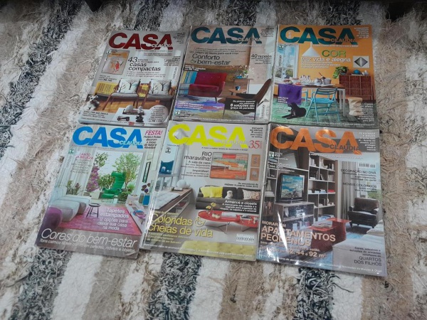 Lote contendo 14 revistas da Casa Claudia no estado
