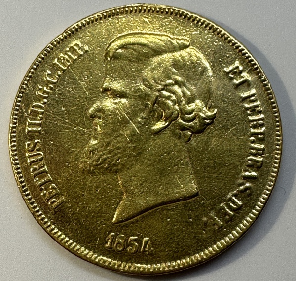 Moeda de ouro Brasil império - 1854. Peso: 17,7g.
