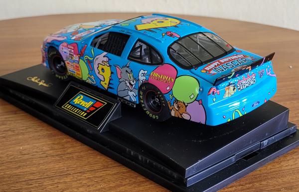 Revell NASCAR 1998 Cartoon scala 1:24 Network Ford Tau