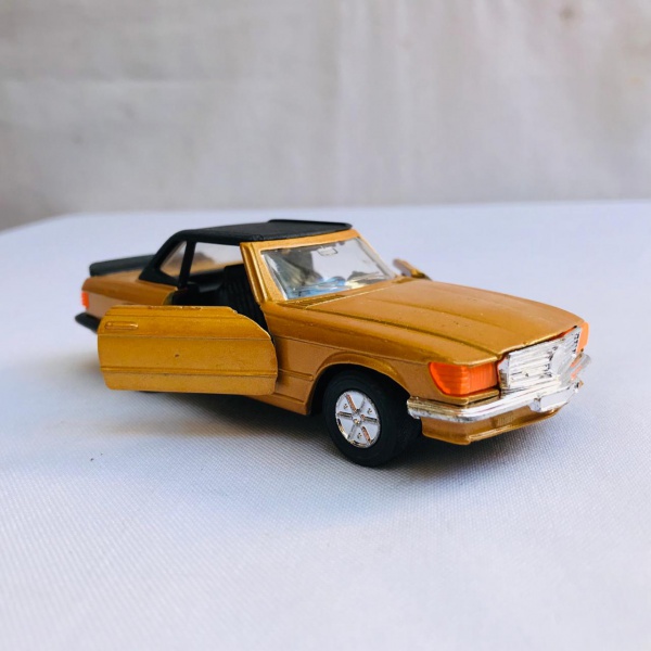 Miniatura em Escala 1:40, Coleção SUNNYSIDE, Pull Back Action