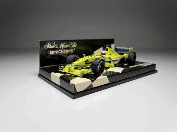 RENAULT F1 TEAM R24 J. TRULLI Minichamps Escala 1/43 mi