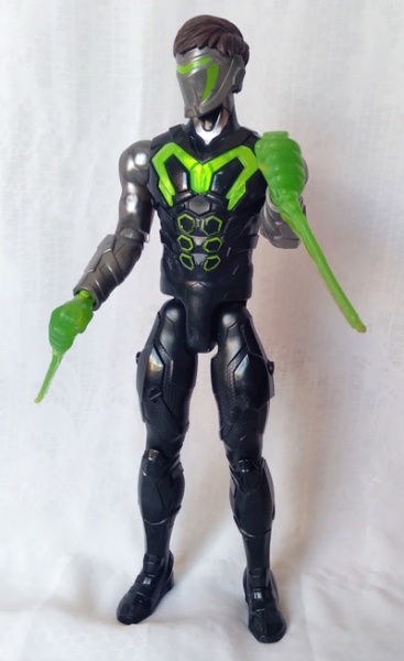 BONECO MAX STEEL ATAQUE SECRETO CAMUFLADO MATTEL USADO EM BOM
