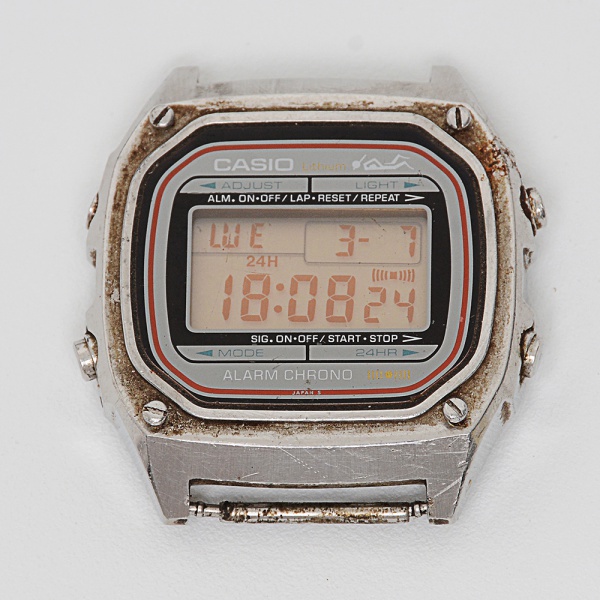 RELÓGIO, um (1) de pulso da marca CASIO, multifuncional