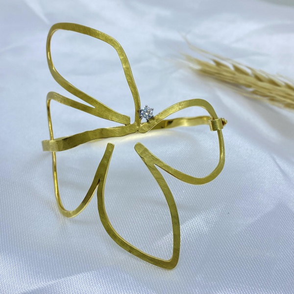 Joias . BRINCO DE LUAS ELEGANT, EM OURO BRANCO 18k, COM 30 DIAM foto 7