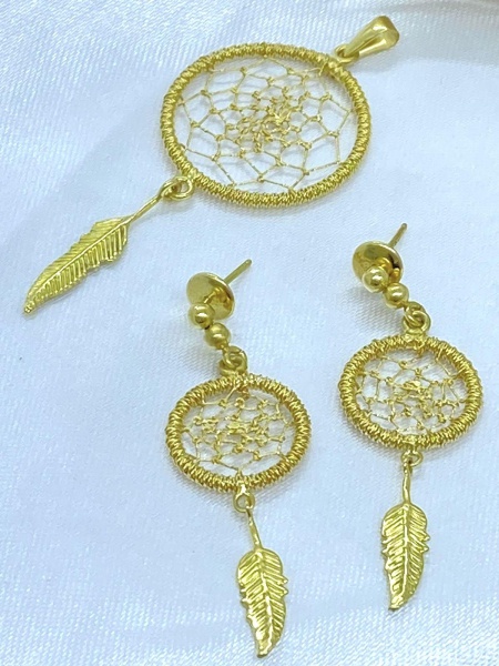 Joias . BRINCO DE LUAS ELEGANT, EM OURO BRANCO 18k, COM 30 DIAM foto 8
