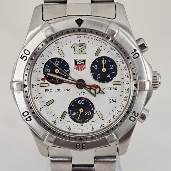 Relogios . Relógio original Gucci 19mm x 38mm anos 80, corda manua foto 8
