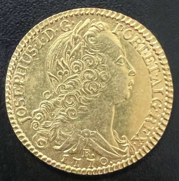Moeda Brasileira, Colônia - D.José I, Valor 6.400 Reis, Ano 1770 R, Ouro, Peso 14,34 g, Diâmetro 31,