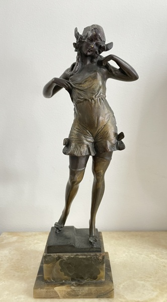 Bruno Zach - Bronze Escultura Négligée Austríaco 1891-1945  Bronze original com pátina do período As