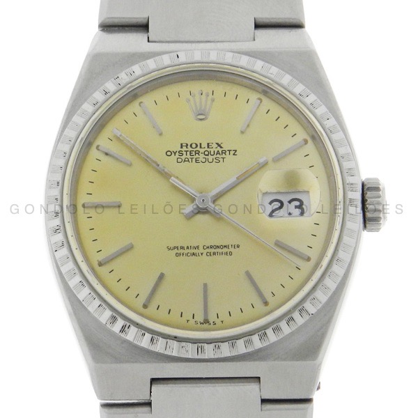 Relógio Rolex OysterQuartz DateJust - Ref. 17000 - Caixa em Aço - Pulseira em Aço - Tamanho da caixa: 36mm - Funções: Horas - Minutos - Segundos - Calendário - - Movimento: Quartz - Visor: Cristal de Safira - Letra R ano de fabricação 1987 - Acompanha: Cartão de revisão na Rolex e certificado Watch Register