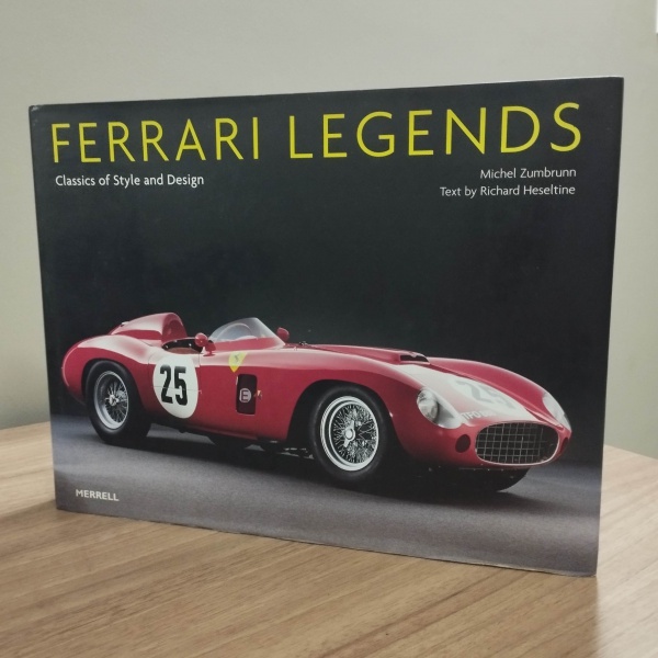 Livro capa dura Ferrari Legends Classics of Style and Design de Michel Zumbrunn, text by Richard Hes