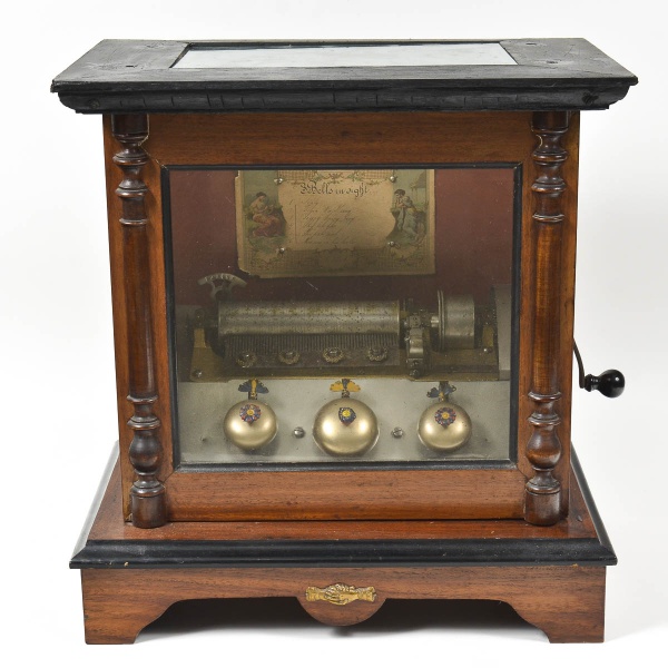 Antiga e muito rara caixa de musica - Butterfly Bell - Suíça, séc. XIX. Caixa de musica em madeira n