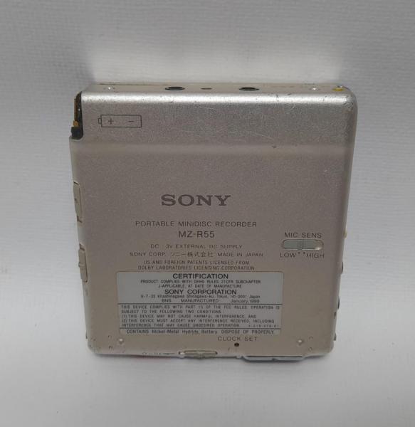 Diskman Sony MZ-R55 para mini disco (MD), made in Japan. No estado