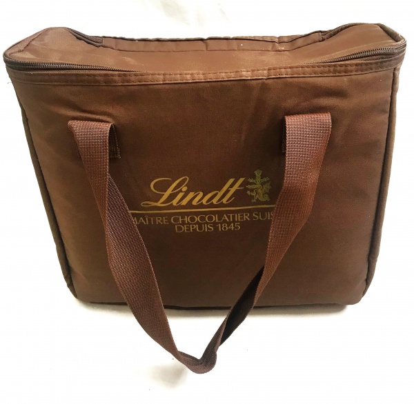 LINDT- Exótica bolsa térmica da afamada chocolaterie suisse. Mede