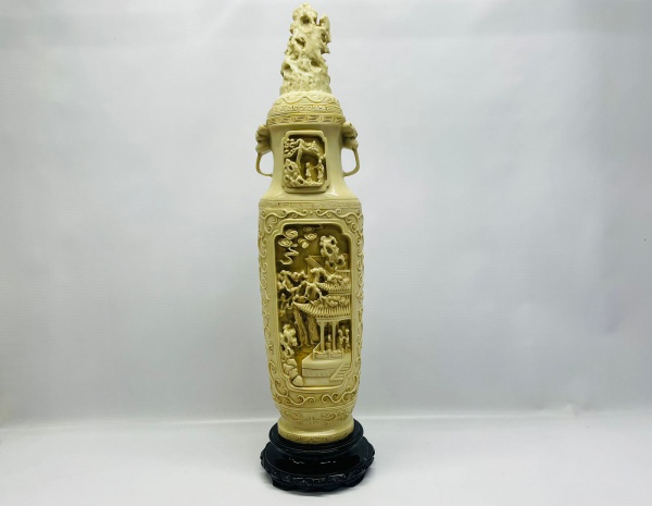 Antiga decoração escultura jarro artesanato Asiático fabricado em resina. Altura 45cm x diâmetro 15c
