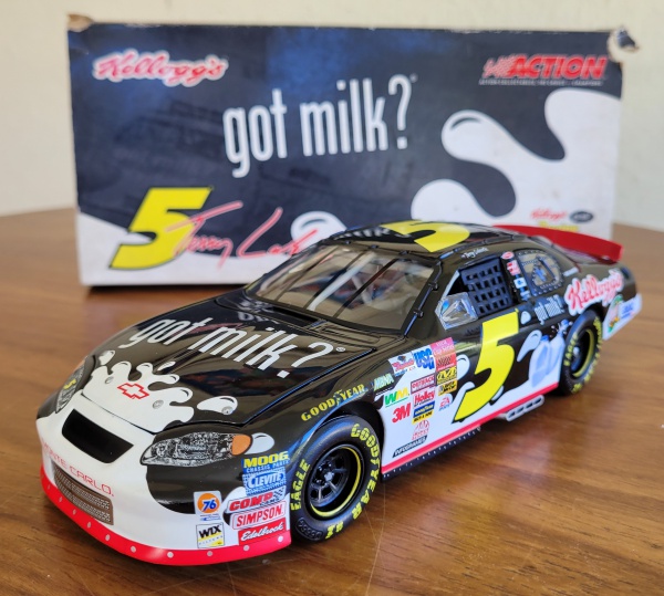 Terry Labonte #5 2003 Kelloggs Got Milk 1/24 Team Calib