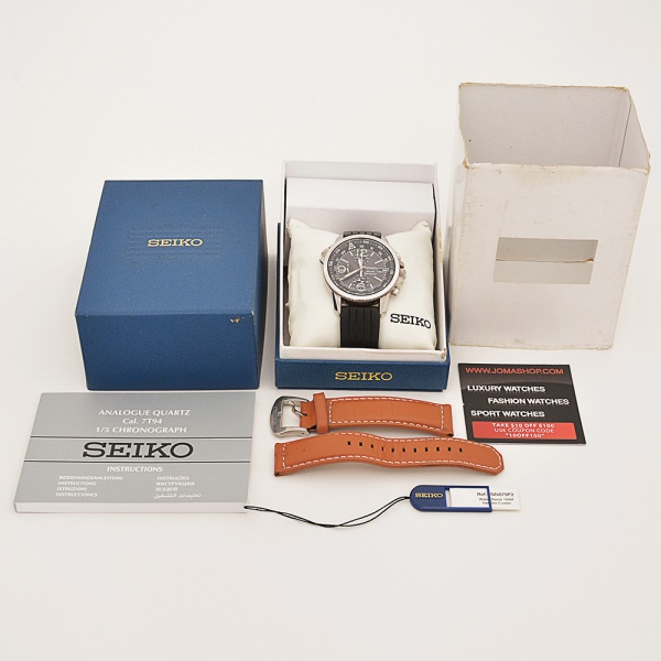 SEIKO Solar - Chronograph. Relógio Masculino Com Caixa em Aço Inox Medindo 42,0mm. Movimento Calibre