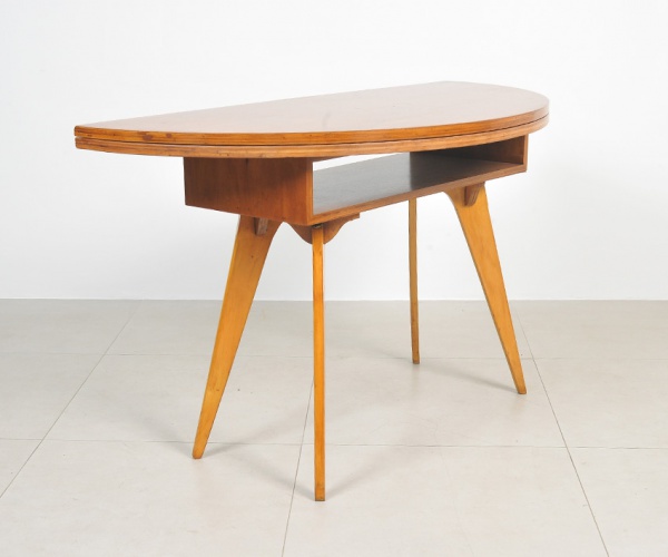 JOSÉ ZANINE CALDAS - Móveis Artísticos Z - c-1950 - Raríssima mesa aparador com pés em madeira maciç