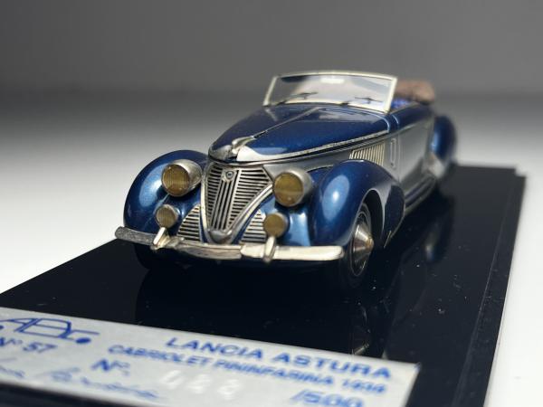 Lancia Astura Cabriolet Pininfarina 1938 Azul - Carlo B Lancia Astura Cabriolet Pininfarina 1938 Azul - Carlo B