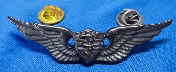 17 - WINGS, BADGE, U.S. Army Air Force - 1941 to 1947,