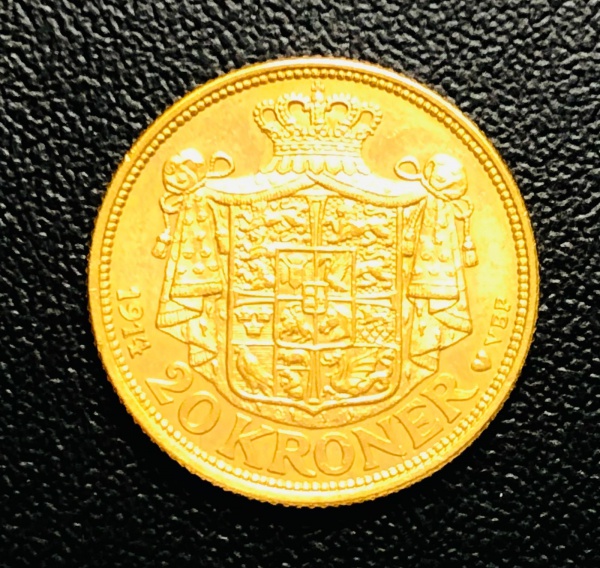 20 Coroas Dinamarca 1914 Ouro (0,900) - 8,9606 g - 23 mm - KM-817.1 - Rei Christian X.