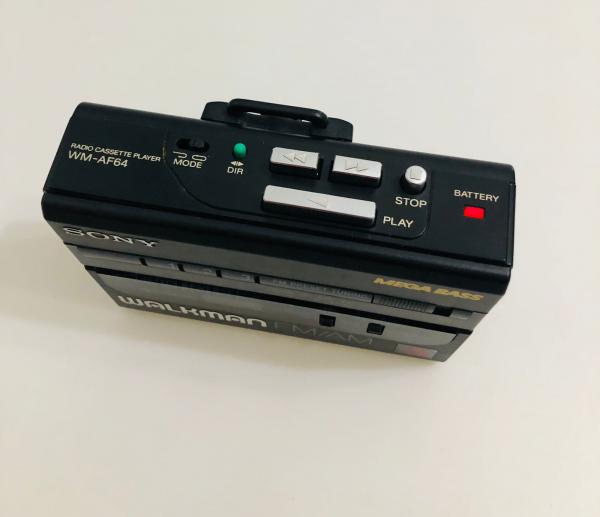 SONY ウォークマン MEGA BASS SONY - LINDO E ANTIGO WALKMAN SONY MEGA BASS - WM-AF64, SOM