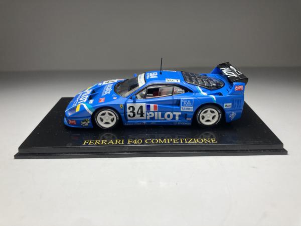 Ferrari F40 Competizione Azul Pilot - IXO Ferrari Colle