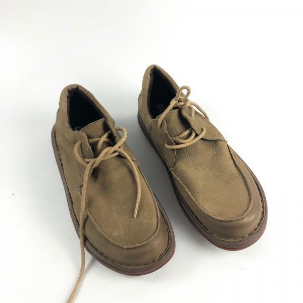 Sapato da OUTER em couro na cor Tamanho Em ótimo