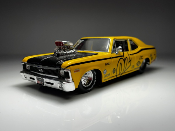 1970 Chevrolet Nova SS Amarelo - Maisto Escala 1/24 min