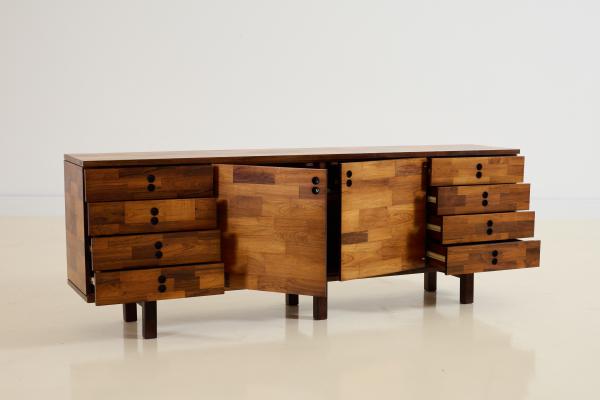 Jorge Zalszupin (L'Atelier) - Credenza em madeira compensada com