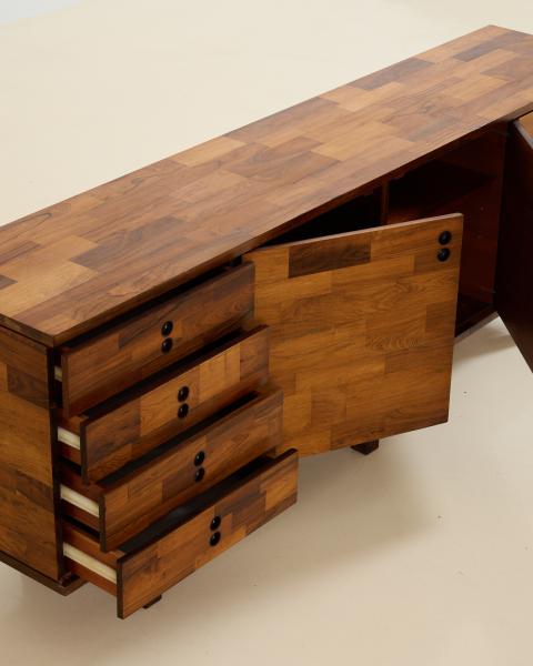 Jorge Zalszupin (L'Atelier) - Credenza em madeira compensada com