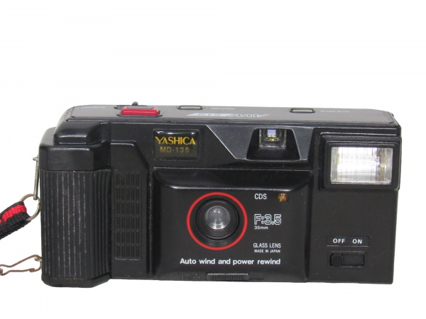 FOTOGRAFIA, Câmera fotográfica YASHICA MD-135 AW 818 -