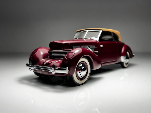 1949 OldsMobile 88 Coupe Verde - Danbury Mint Escala 1/