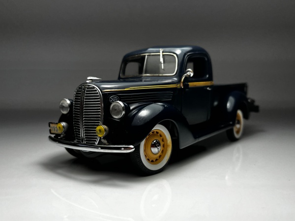 1957 Mercury Turnpike Cruiser Vermelha / Branca - Danbu