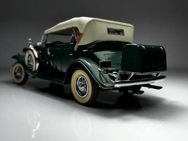 1932 Cadillac V-16 Verde - Danbury Mint Escala 1/24 *Po