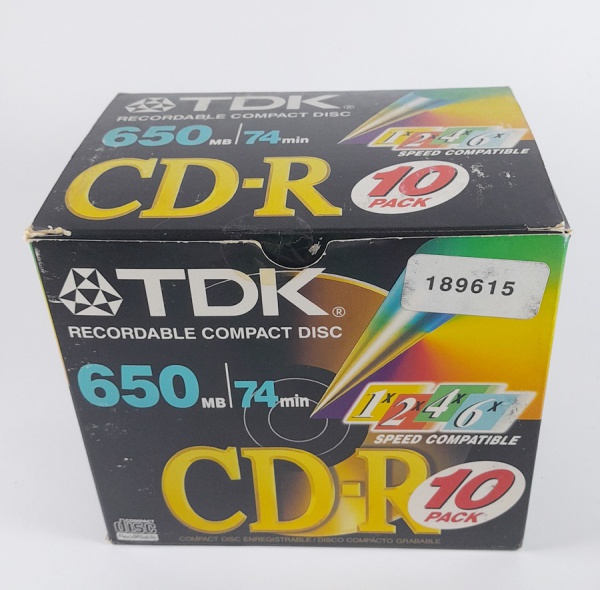 Conjunto de 20 DVDs avulsos e lacrados da marca BULK (D