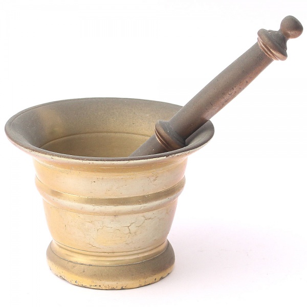 BRONZE - Pilão para masserar temperos em bronze dourado e cinzelado. Med: 10cm e 20cm — BRONZE