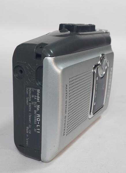 Conservado Mini Cassette e Gravador - PANASONIC - MODELO RQ-L11