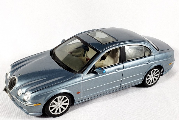 Maisto 1:18 JAGUAR S-TYPE 1999 フィギュア MAISTO - JAGUAR S-TYPE -MADE IN THAILAND - ESCALA 1/18