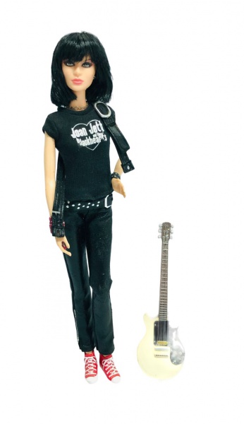 Boneca Barbie Collector Joan Jett Mattel Articulada Em bom